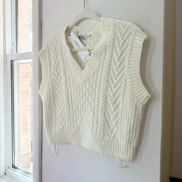 NWT Calvin Klein Cropped Cable Knit Sweater Vest V Neck Ivory White Sleeveless - Picture 6 of 11